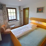 Сasa de vacaciones Gruppenhaus In Monschau Am Wald Alzen