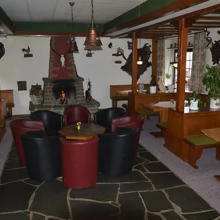 Gruppenhaus In Monschau Am Wald Сasa de vacaciones *