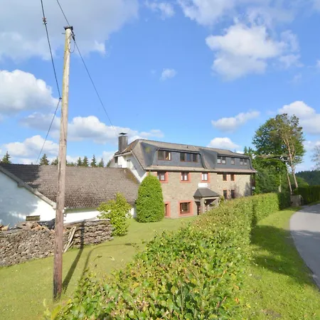 Gruppenhaus In Monschau Am Wald *